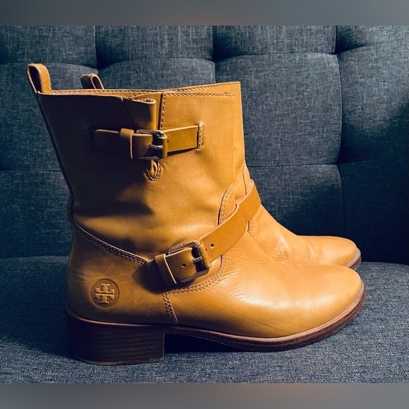 Tory Burch Bennie Moto Engineer Boot Tan Leather Double Buckle Ankle